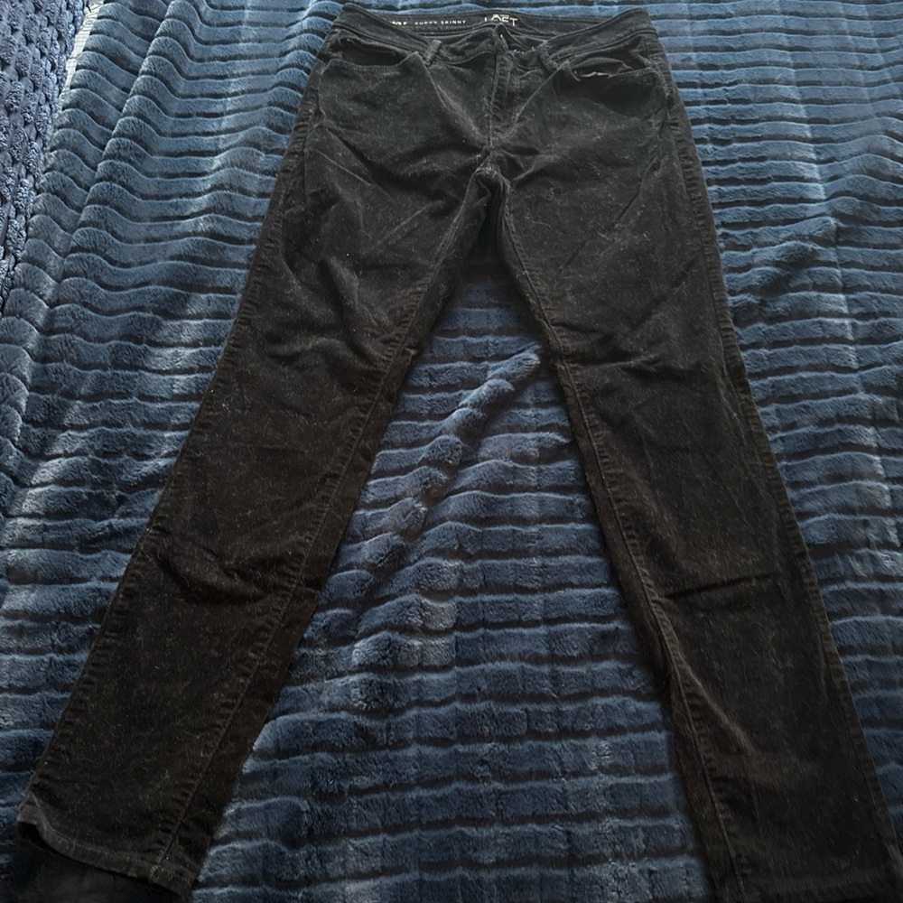 LOFT Black Skinny Corduroy pants size 28/6